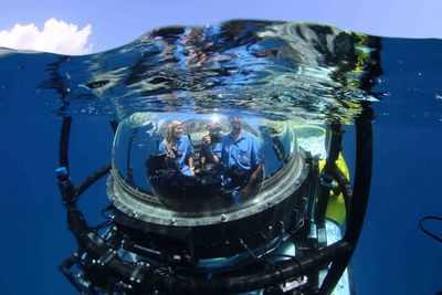 Deep sea submersible