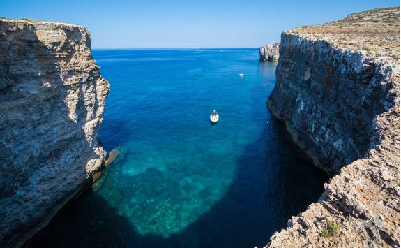 comino eastern cliffs