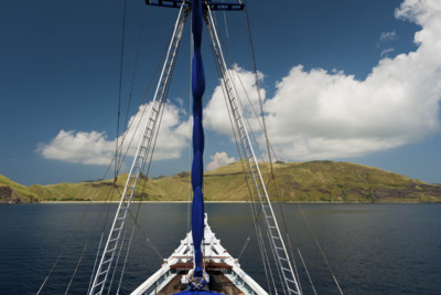 komodo-island-sailing