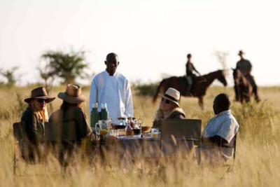 riding_safari_botswana_makgadikgadi_salt_pans
