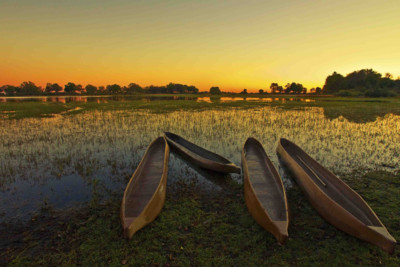 Africa_Botswana_Okavango_Delta_boats