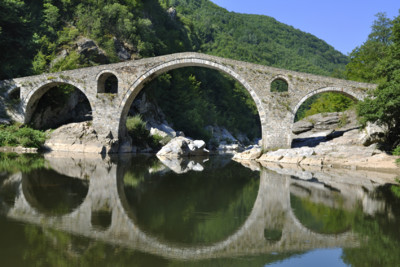 bulgaria_travel_architecture