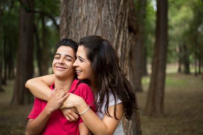 parent and teen negotiating