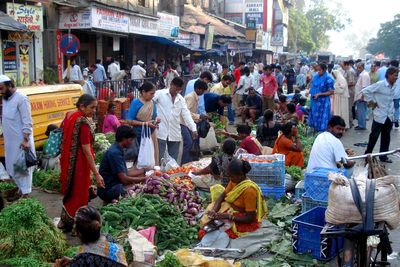 market in mumbai