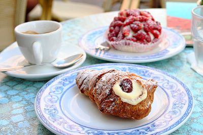 custard filled croissant