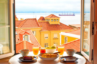 breakfast window lisbon