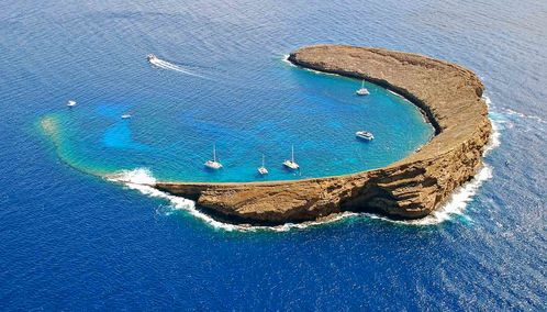 Molokini crater