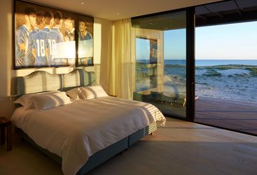 Suave-Suite-in-the-Zinc-Marron-bungalow