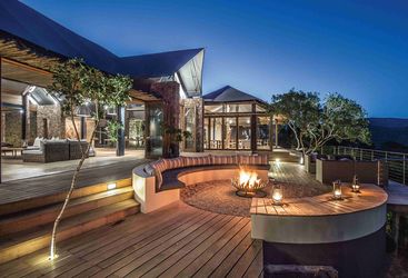 Outdoor Deck and Fire Pit, Settler's Drift