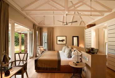 morukuru-farm-house-bedroom