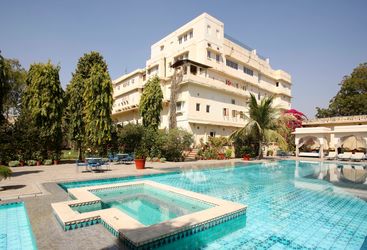 Pool at Samode Haveli, luxury hotel in India