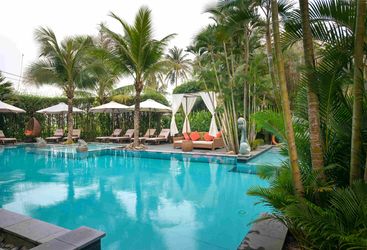 Fresh water swimming pool at La Siesta