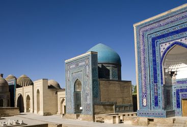 avenue of the tombs