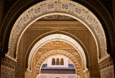 the alhambra architecture