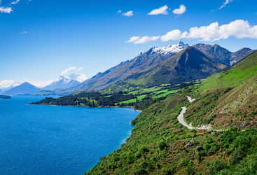 lake wakatipu queenstown new zealand