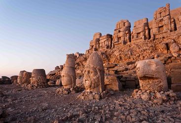 nemrut dagi heads
