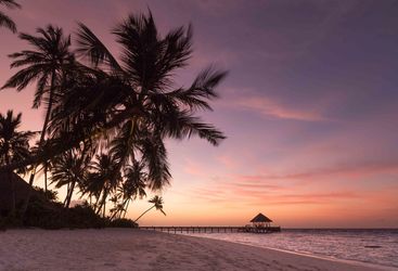 maldives beach pontoon