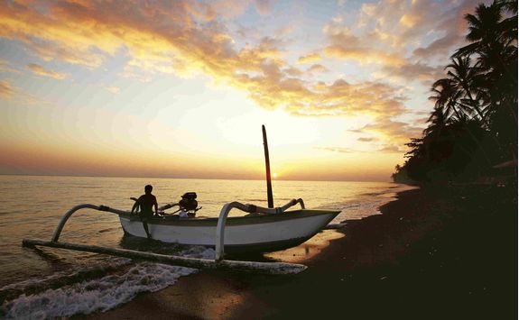 spa village sunset beach