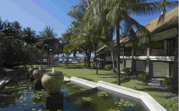 spa village tembok