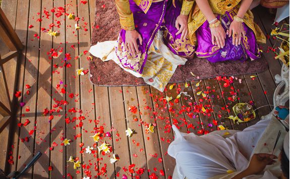 bali flower ceremony