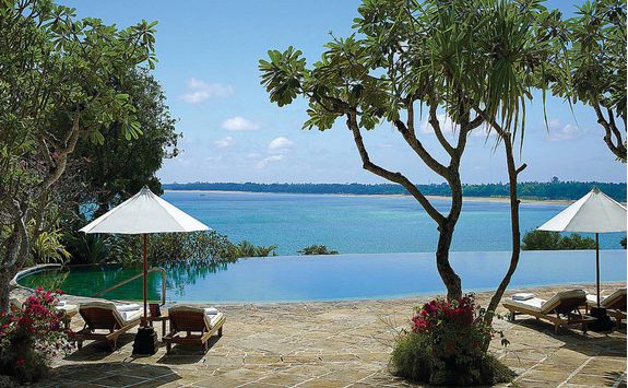 four seasons jimbaran pool view