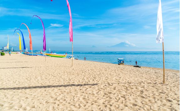 Sanur beach flags