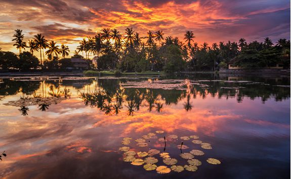 Sunset on the water in Candidasa