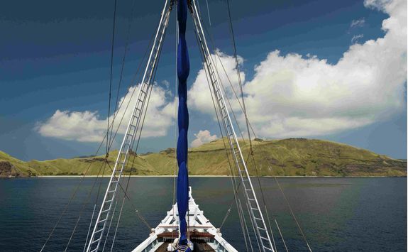 Boat cruise, Komodo Islands