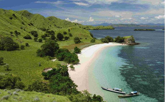 Komodo beach