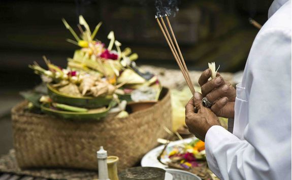 Bali offering
