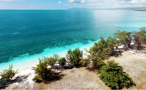sumba island mandorak beach