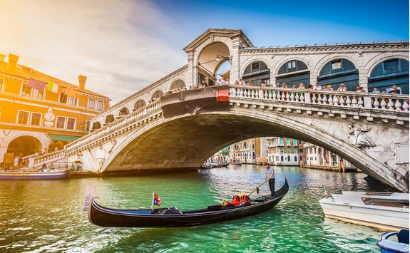 rialoto bridge venice