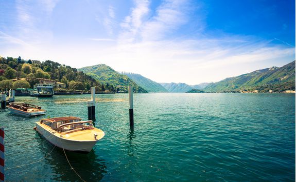 lake como boats
