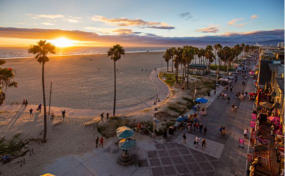 venice beach boardwalk