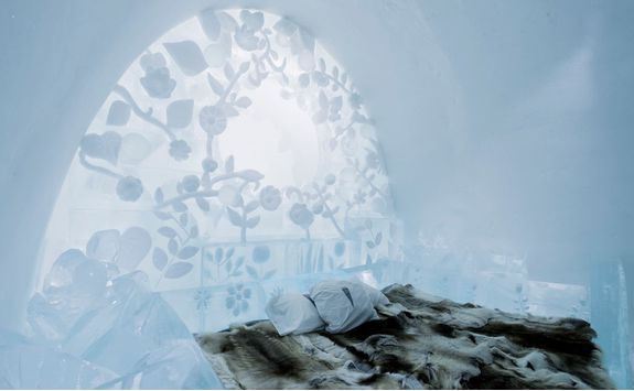 Ice carved in with intricate detailing