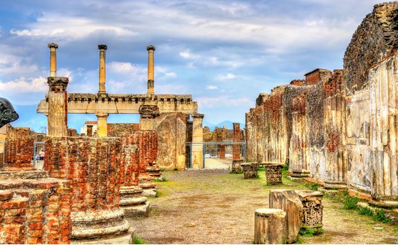 pompeii ruins