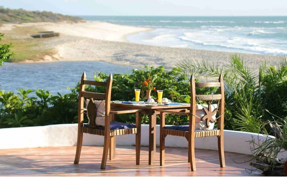 Dining at Ras Kutani