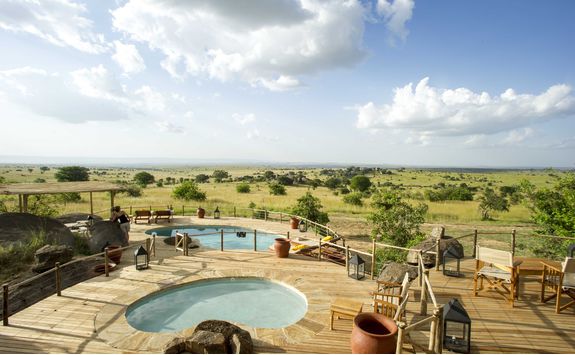 Serengeti decking and pool