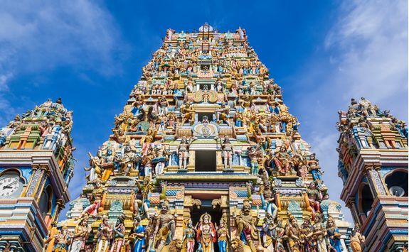 colombo-colourful-building