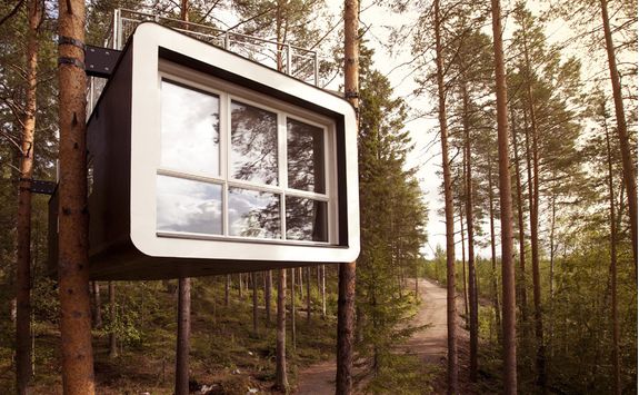 treehotel cabin exterior
