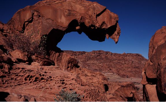 The lion jaw rock, twyfelfontein