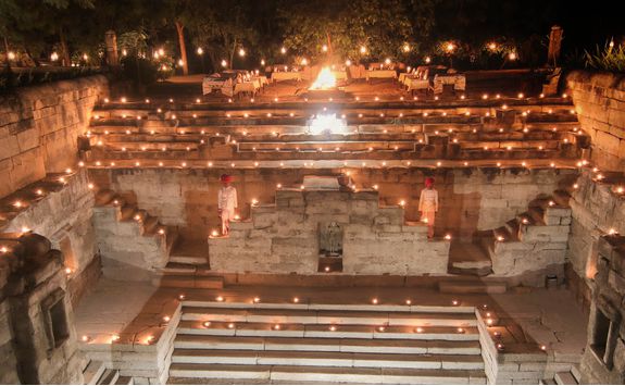 Rawla Narlai step well dinner
