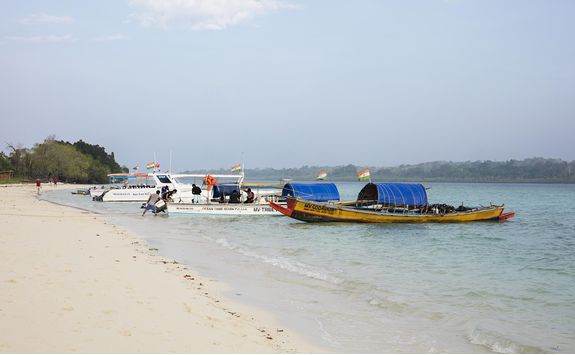 Boats on the shore of Jalakara
