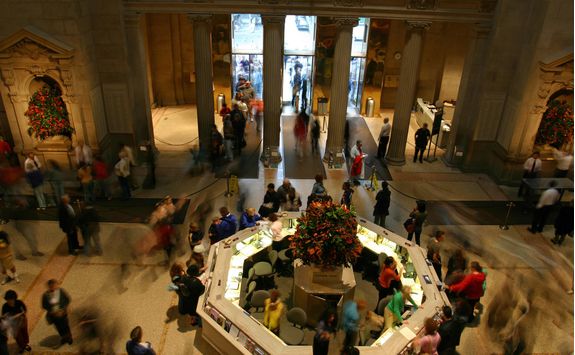 Met museum entrance