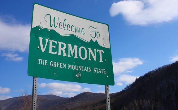 Welcome to Vermont sign