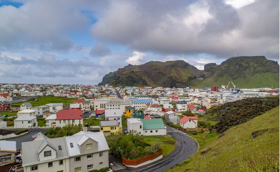 Heimaey colourful houses