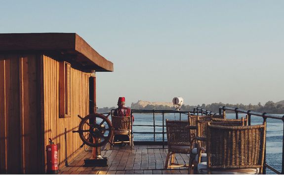 steam_ship_sudan_captain_view