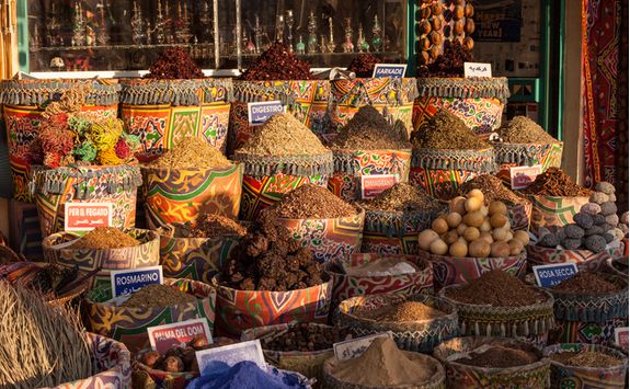 aswan_market_stall