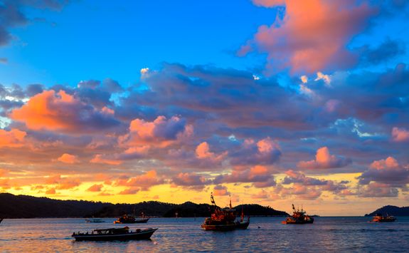 Boats in the sunset at Kota Kinabalu