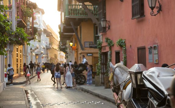 Busy street in Cartagena